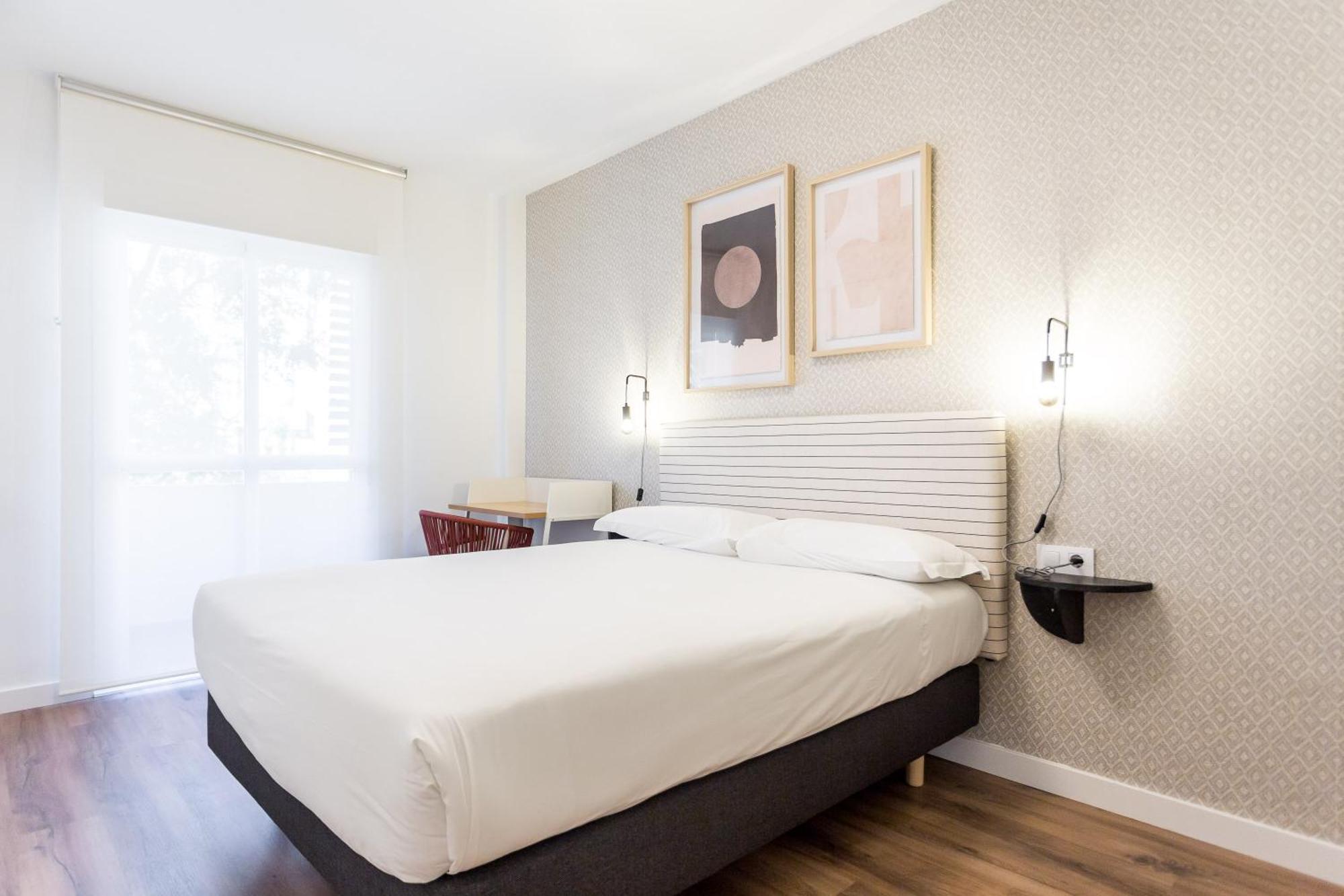 Sunn Amador De Los Rios, By Homing U Seville Exterior photo